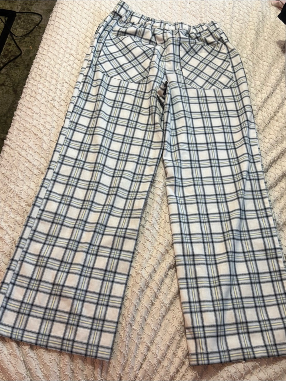 Forever 21 Plaid Wide-Leg Trousers